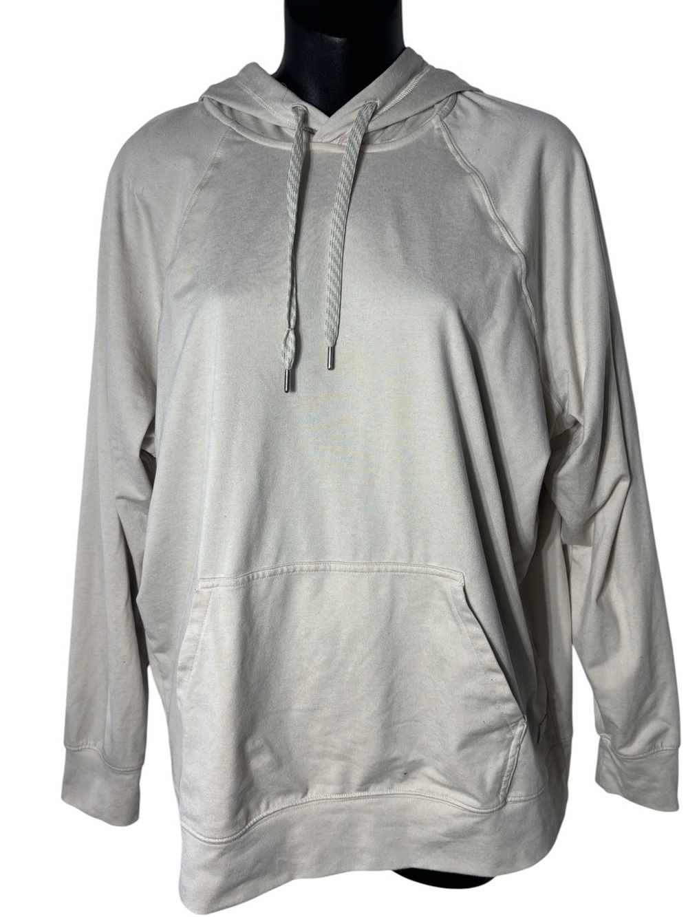 Vuori women’s halo essential hoodie cream white drawstring athleisure FLAW